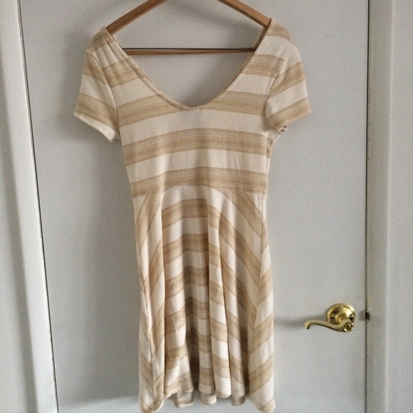 Romeo & Juliet Couture Cream & Gold Striped Dress - Picture 3 of 8